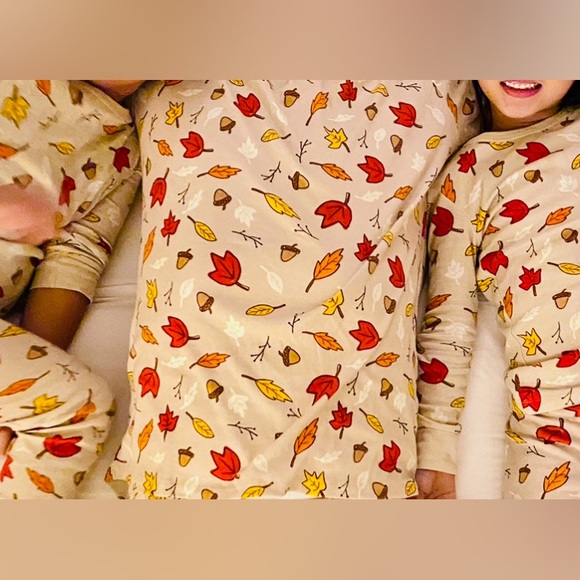 Kids cotton pajama set  size 6 - Picture 9 of 9